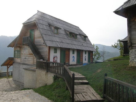 Drvengrad namas