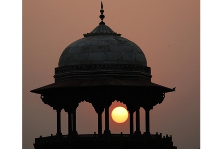 Saulėlydis Taj Mahale. Lise Aserud/Scanpix