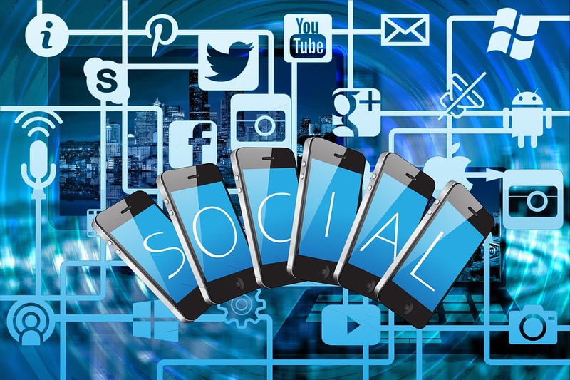 Reklama socialiniuose tinkluose Reklama cocialiniuose tinkluose