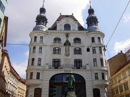 Viena. Bokštai