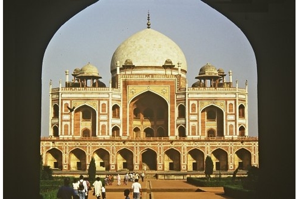 Mogulų imperatorių mauzoliejus Delyje