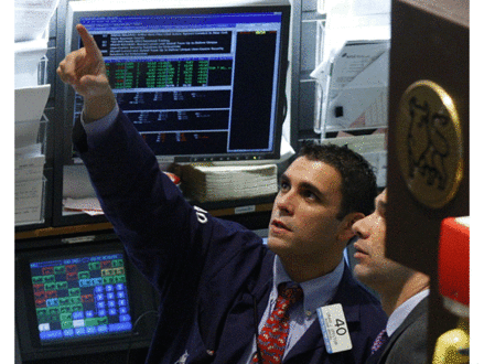 Kiekviena diena visose pasaulio biržose kupina įtempto laukimo | Reuters/Scanpix